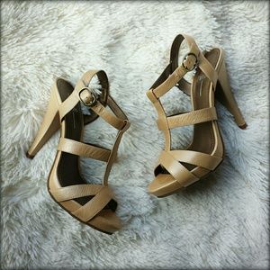 {Paolo} NIB Nude Killer Strappy Heels